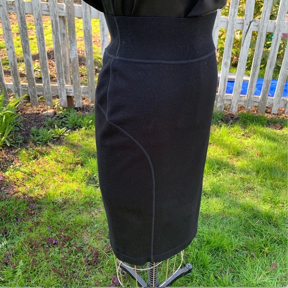 Wolford Black Knit Pencil Skirt - Picture 9 of 11